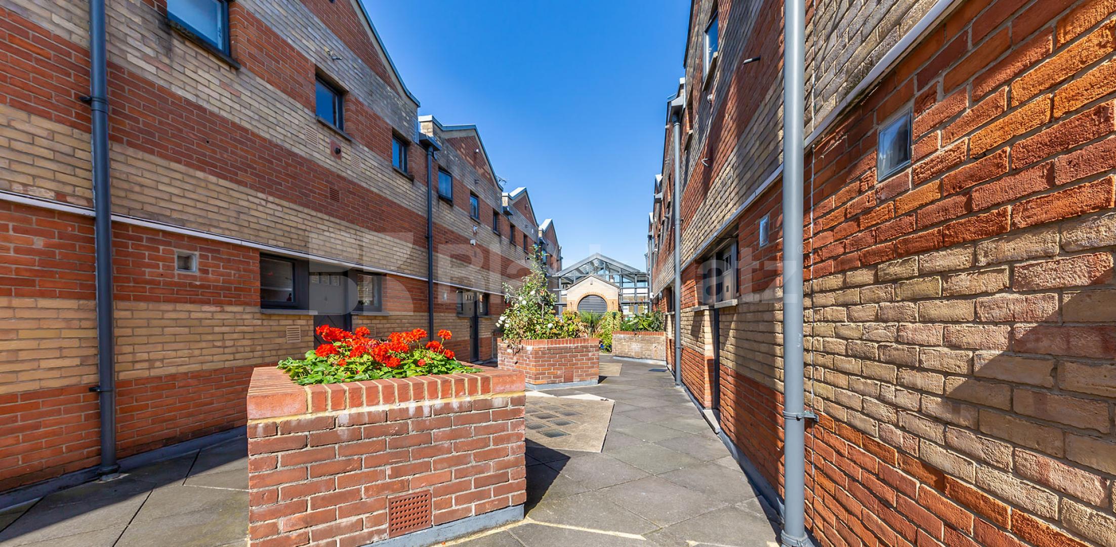 Superb modern two double bedroom flat with a private terrace mins to tube Baynes Street, Camden